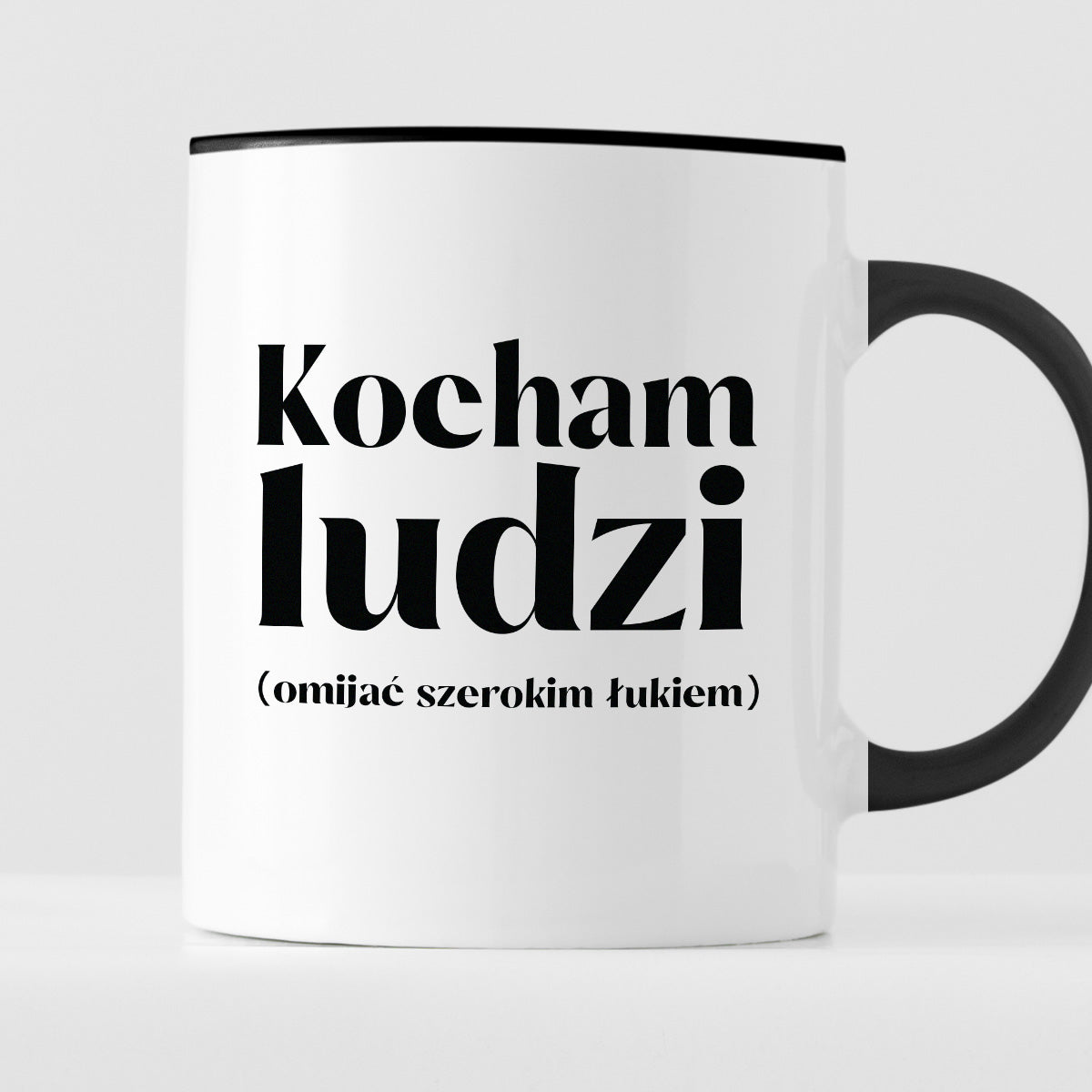 Kubek z nadrukiem "Kocham ludzi (omijać szerokim łukiem)"