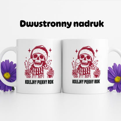 Kubek świąteczny z kościotrupem z gorącą czekoladą w ręku "Kolejny piękny rok"