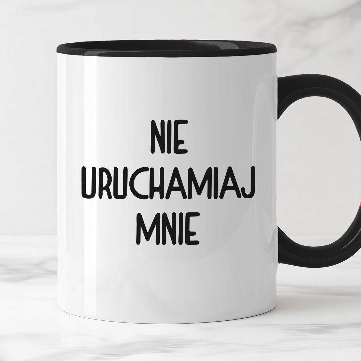 Kubek z nadrukiem "Nie uruchamiaj mnie"