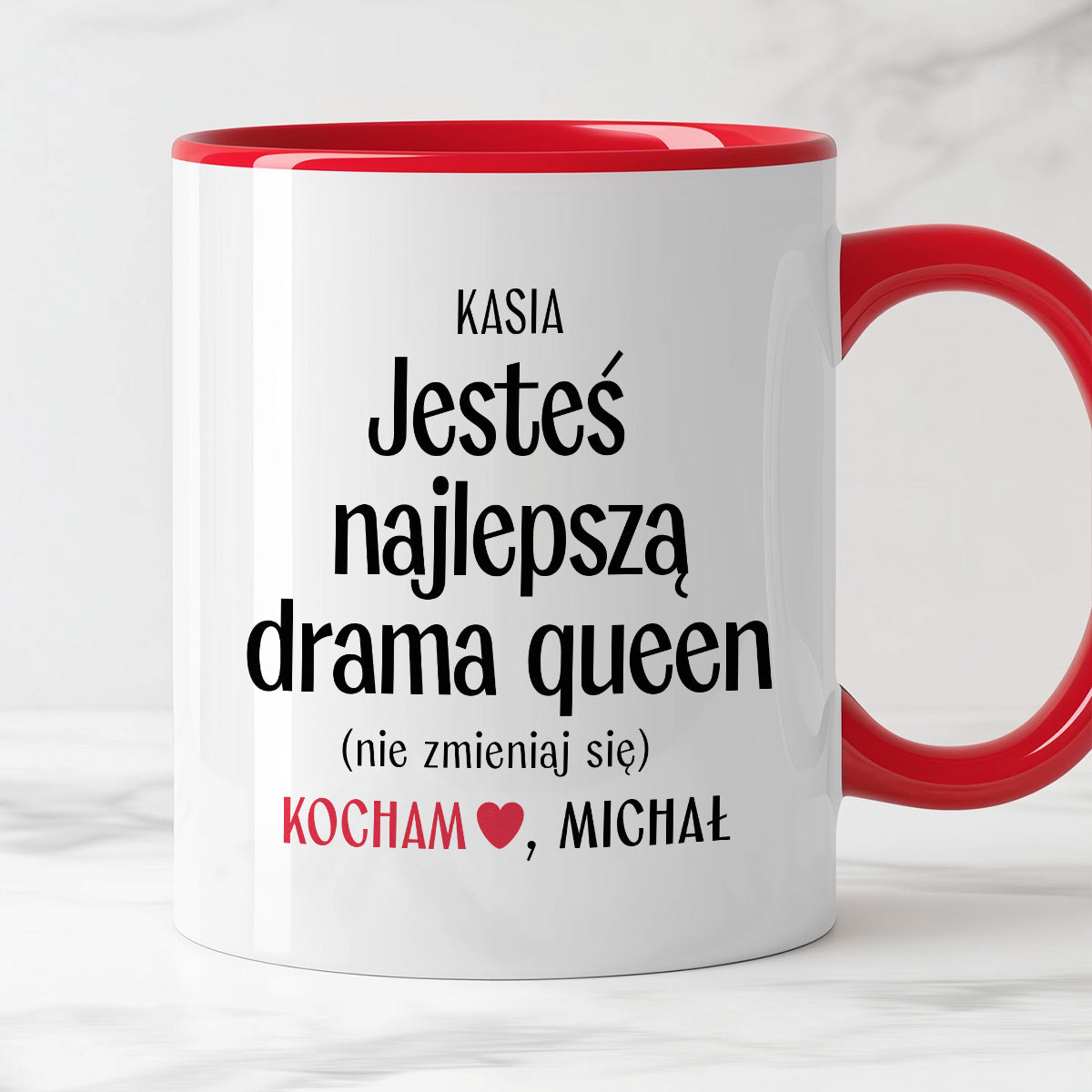 Kubek spersonalizowany z nadrukiem "Jesteś najlepszą drama queen (nie zmieniaj się)" [2 imiona] - WALENTYNKI