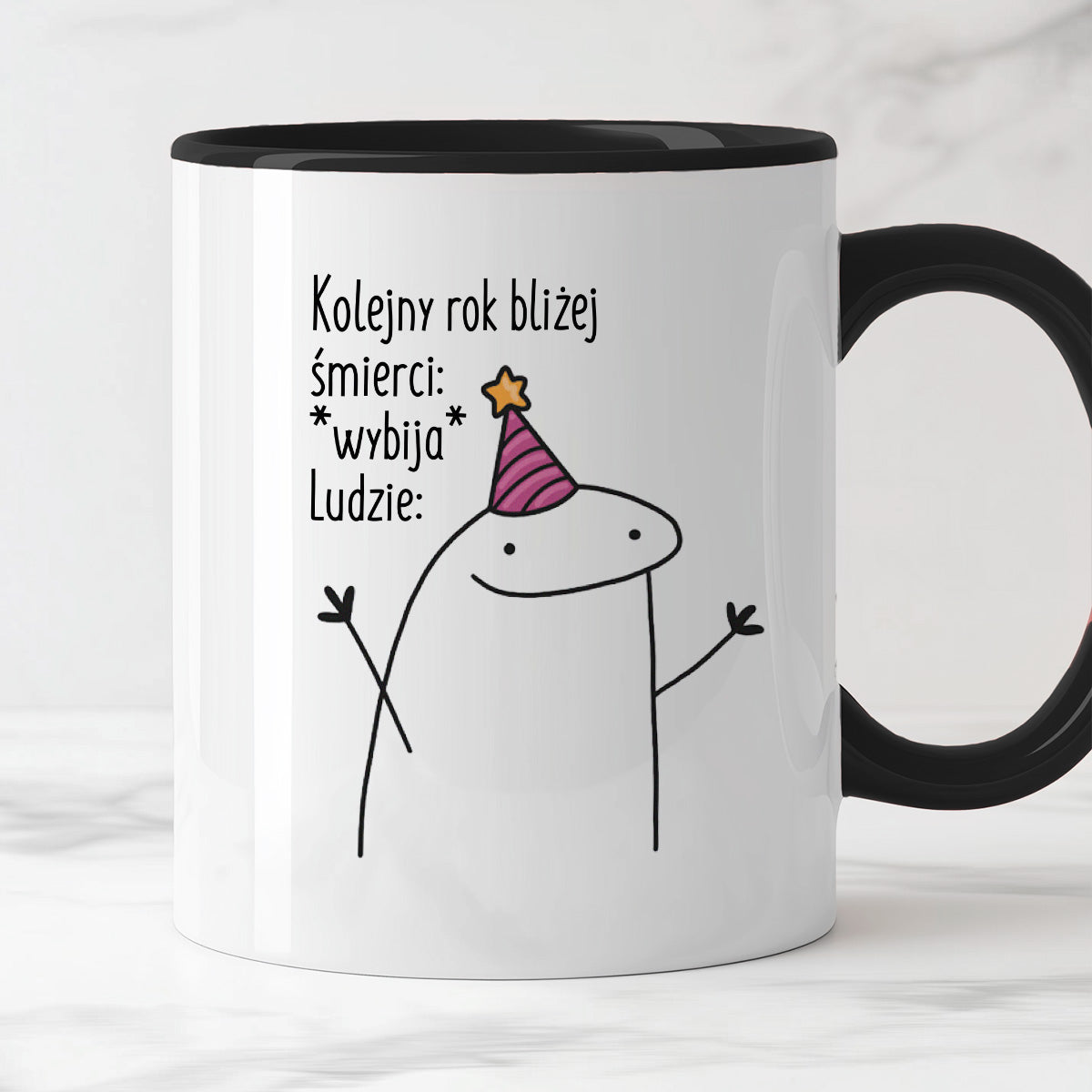 Kubek z nadrukiem "Kolejny rok bliżej śmierci: *wybija* Ludzie:"