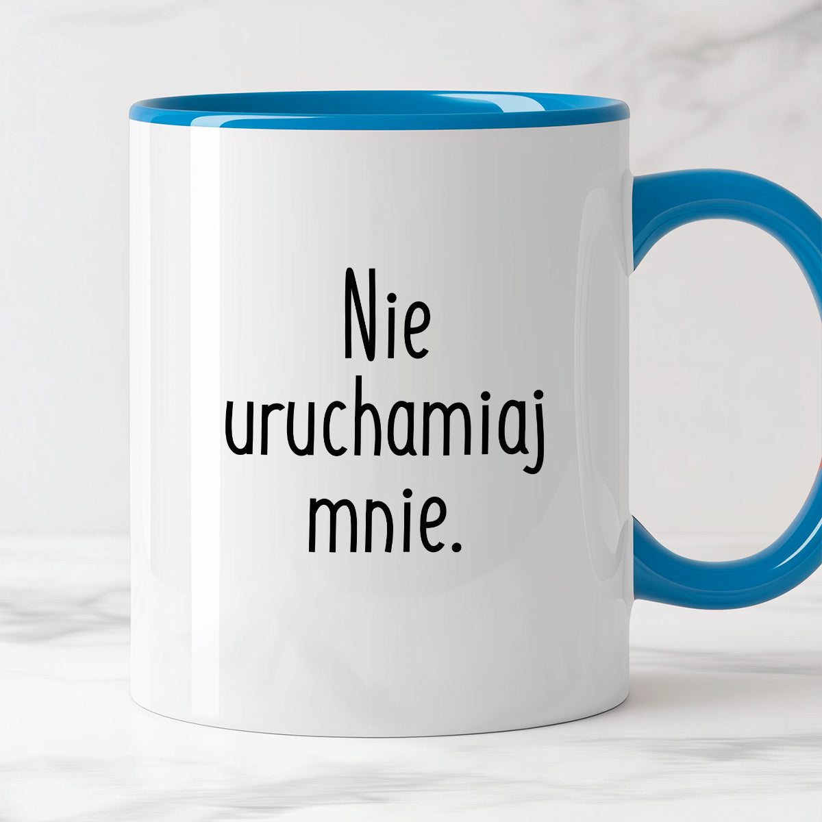 Kubek z nadrukiem "Nie uruchamiaj mnie"