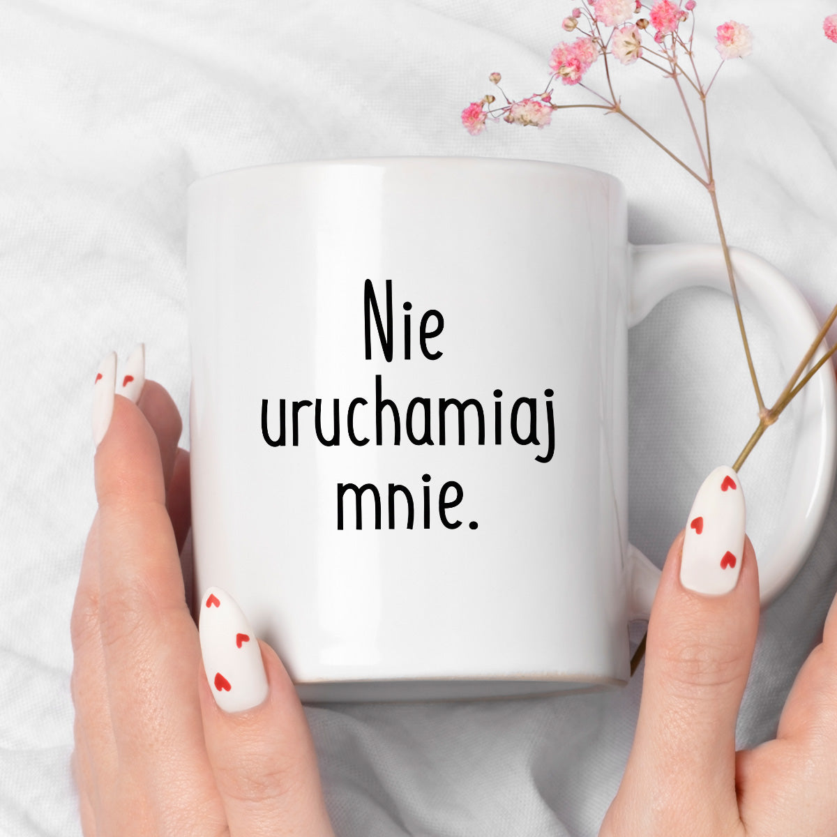 Kubek z nadrukiem "Nie uruchamiaj mnie"