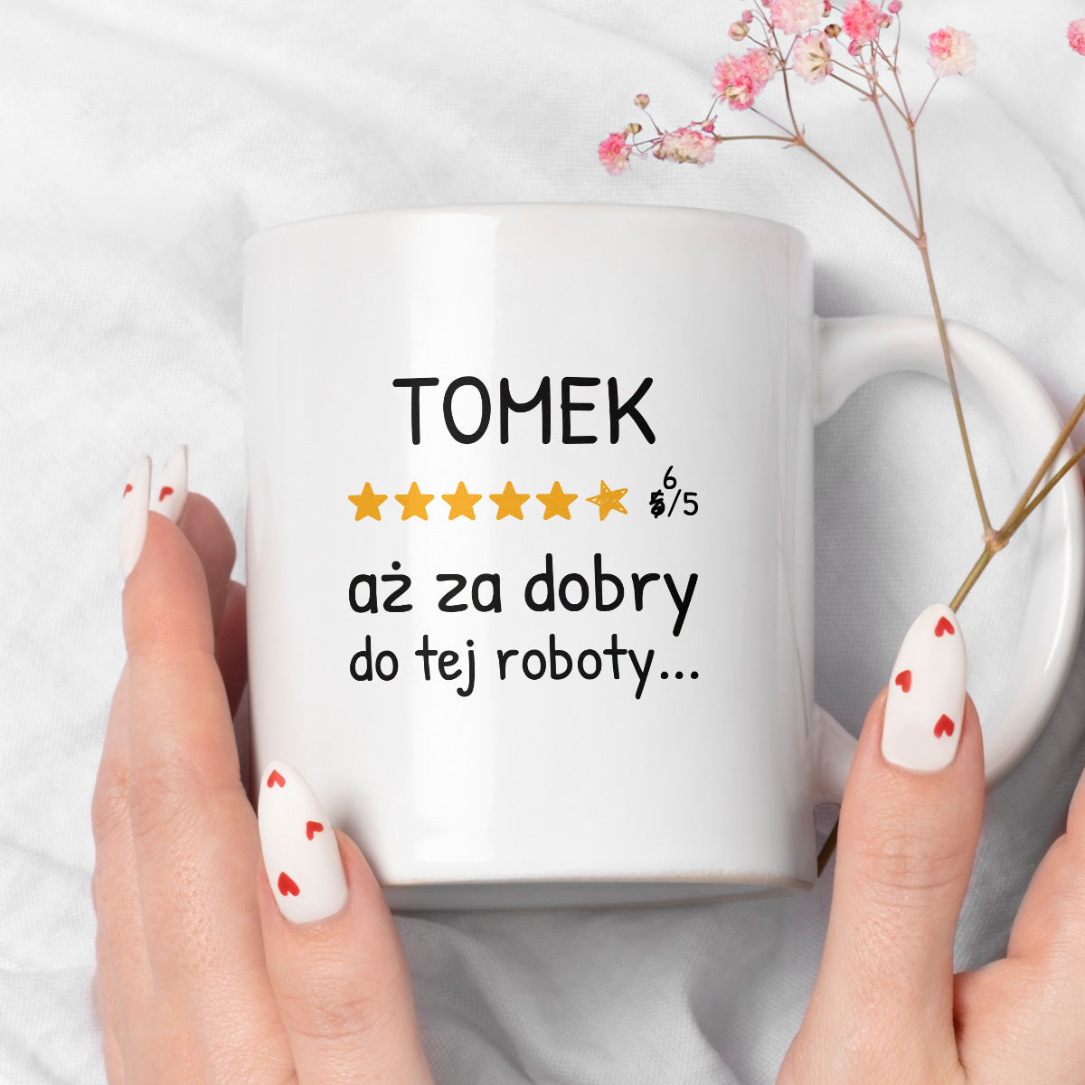 Kubek z nadrukiem - "6/5 aż za dobry do tej roboty..." z IMIENIEM