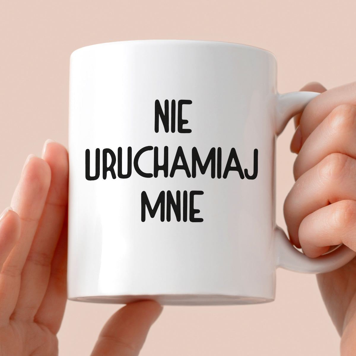 Kubek z nadrukiem "Nie uruchamiaj mnie"