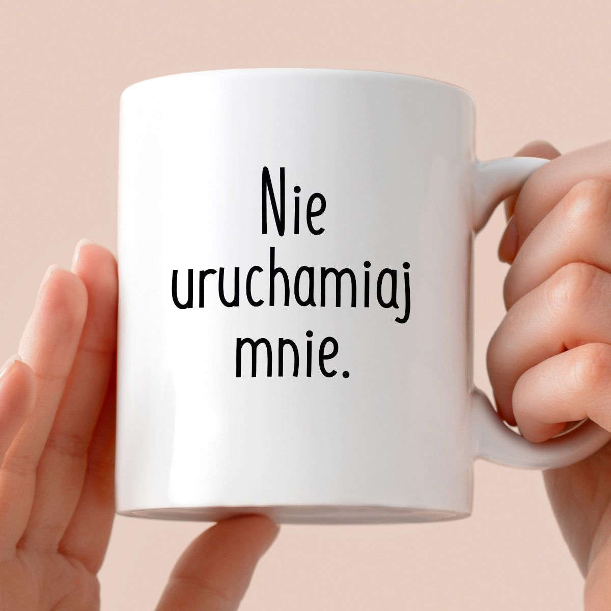 Kubek z nadrukiem "Nie uruchamiaj mnie"