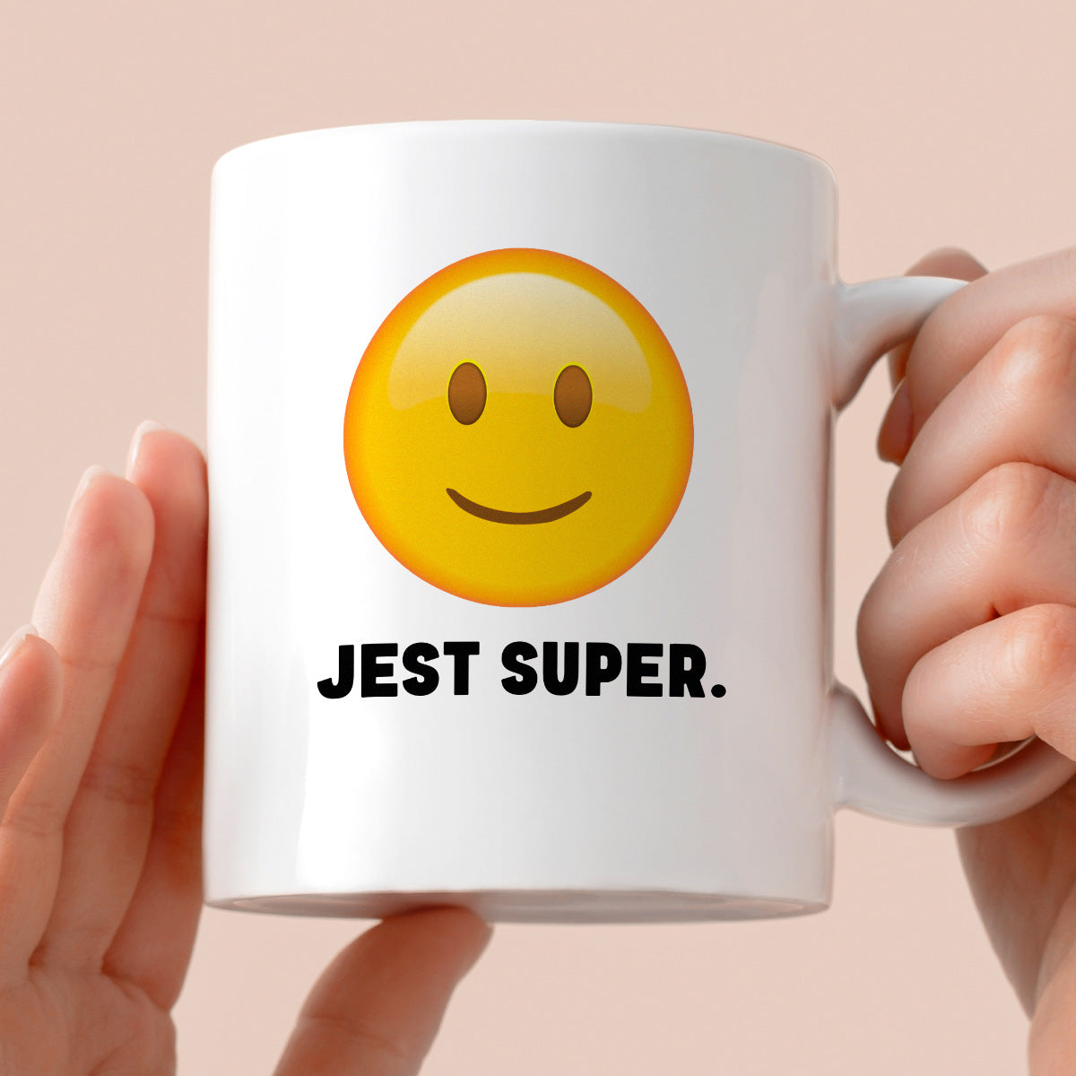 Kubek z nadrukiem "Jest super." - uśmiech nienawiści