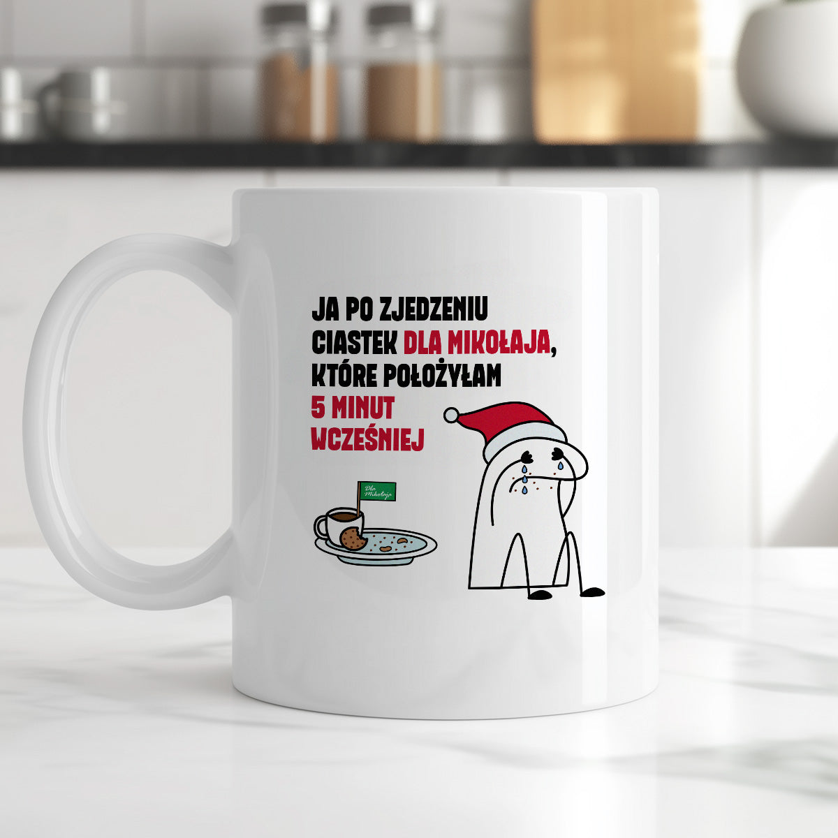 Kubek świąteczny mem "Ja po zjedzeniu ciastek dla Mikołaja, które położyłam 5 minut wcześniej"