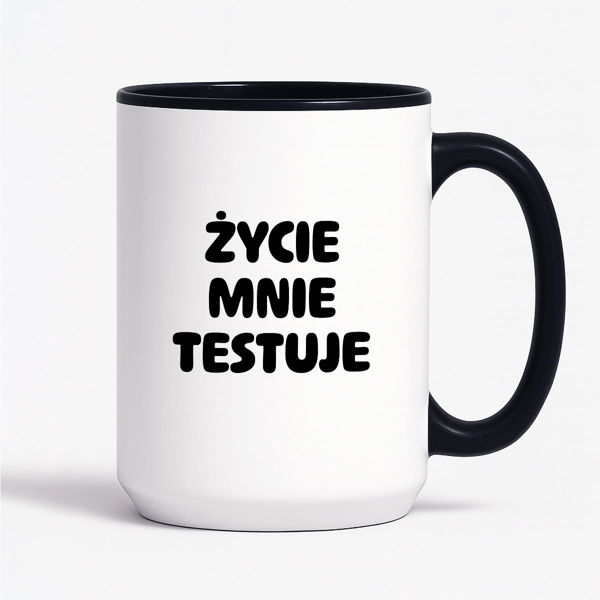 Kubek z nadrukiem - "Życie mnie testuje"