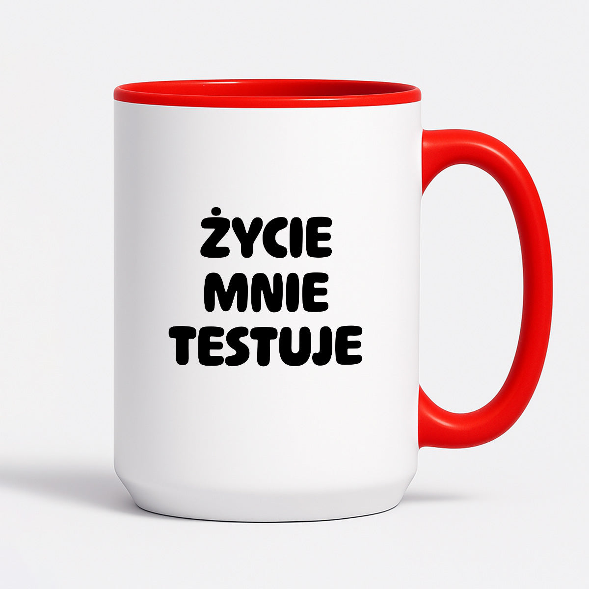 Kubek z nadrukiem - "Życie mnie testuje"