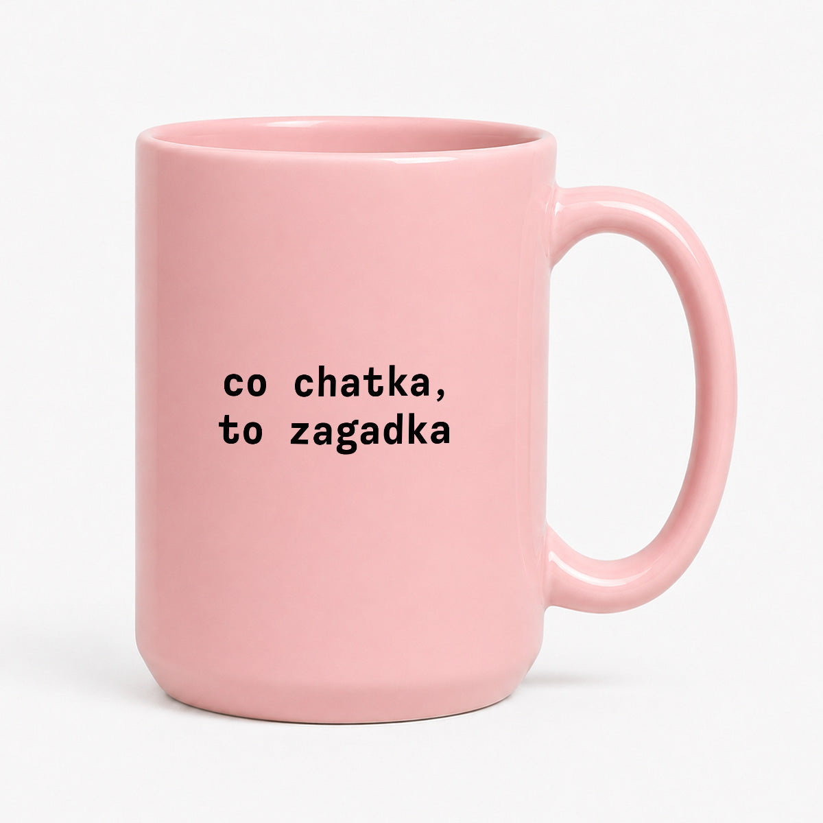 Kubek z nadrukiem "co chatka, to zagadka"