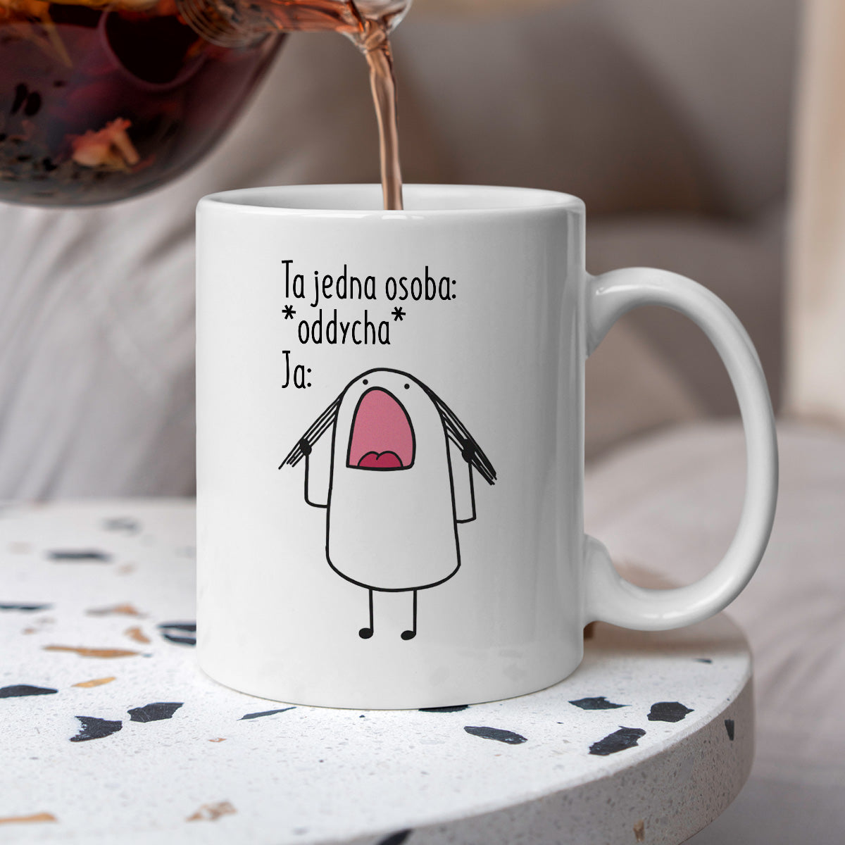 Kubek z nadrukiem "Ta jedna osoba:  *oddycha* Ja:"