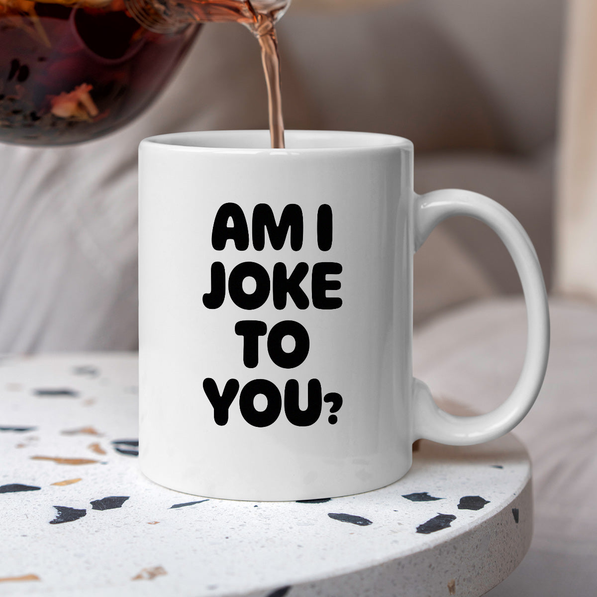 Kubek z nadrukiem - "AM I JOKE TO YOU?"