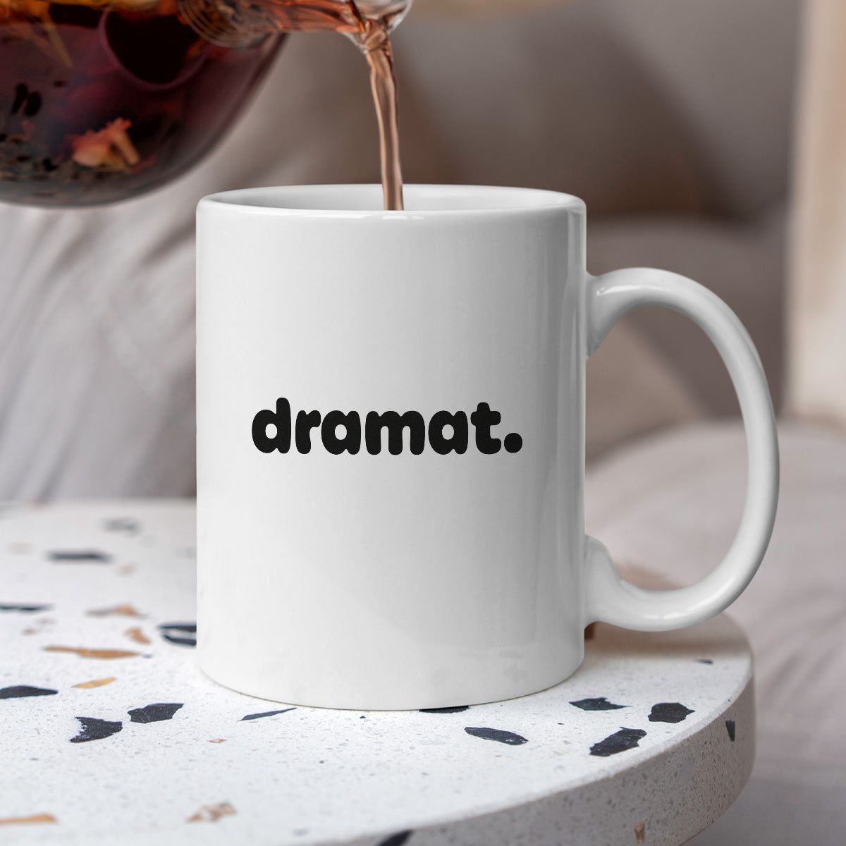 Kubek z nadrukiem - "dramat."