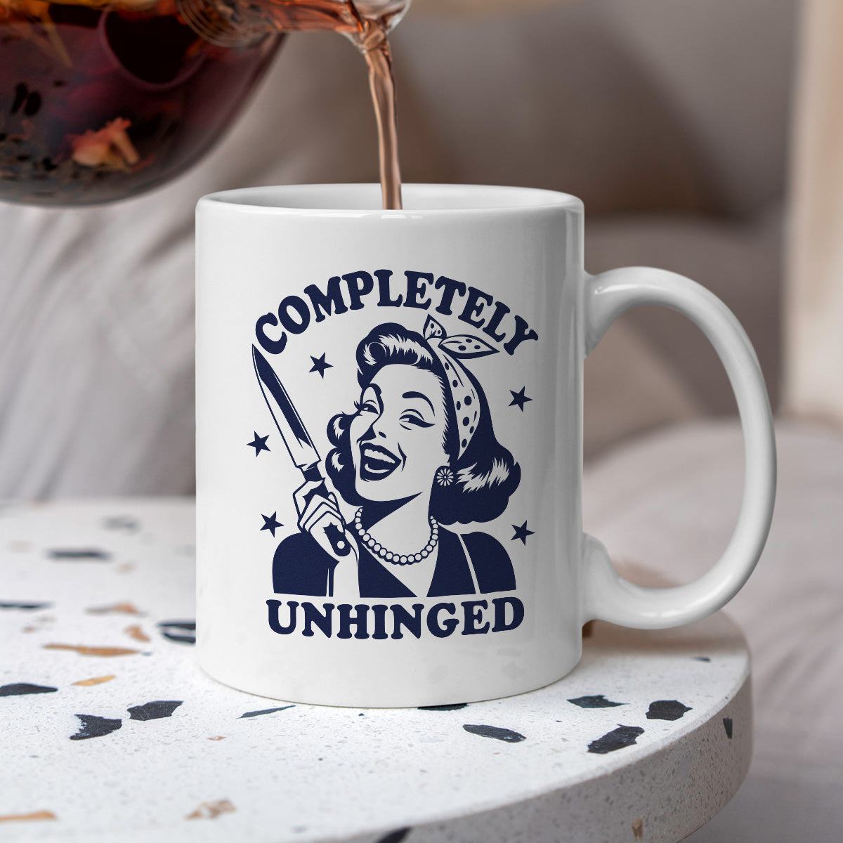 Kubek z nadrukiem "Completely Unhinged"
