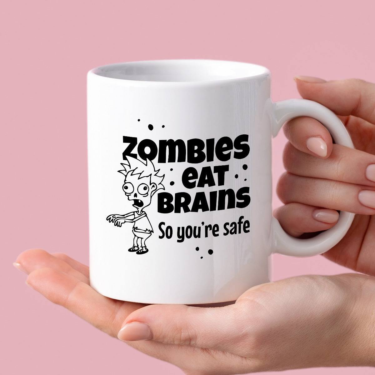 Kubek z nadrukiem "Zombies eat brains, so you’re safe"