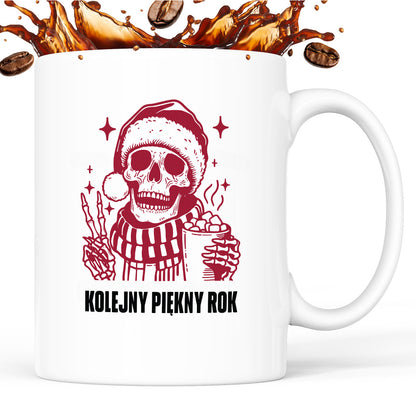 Kubek świąteczny z kościotrupem z gorącą czekoladą w ręku "Kolejny piękny rok"