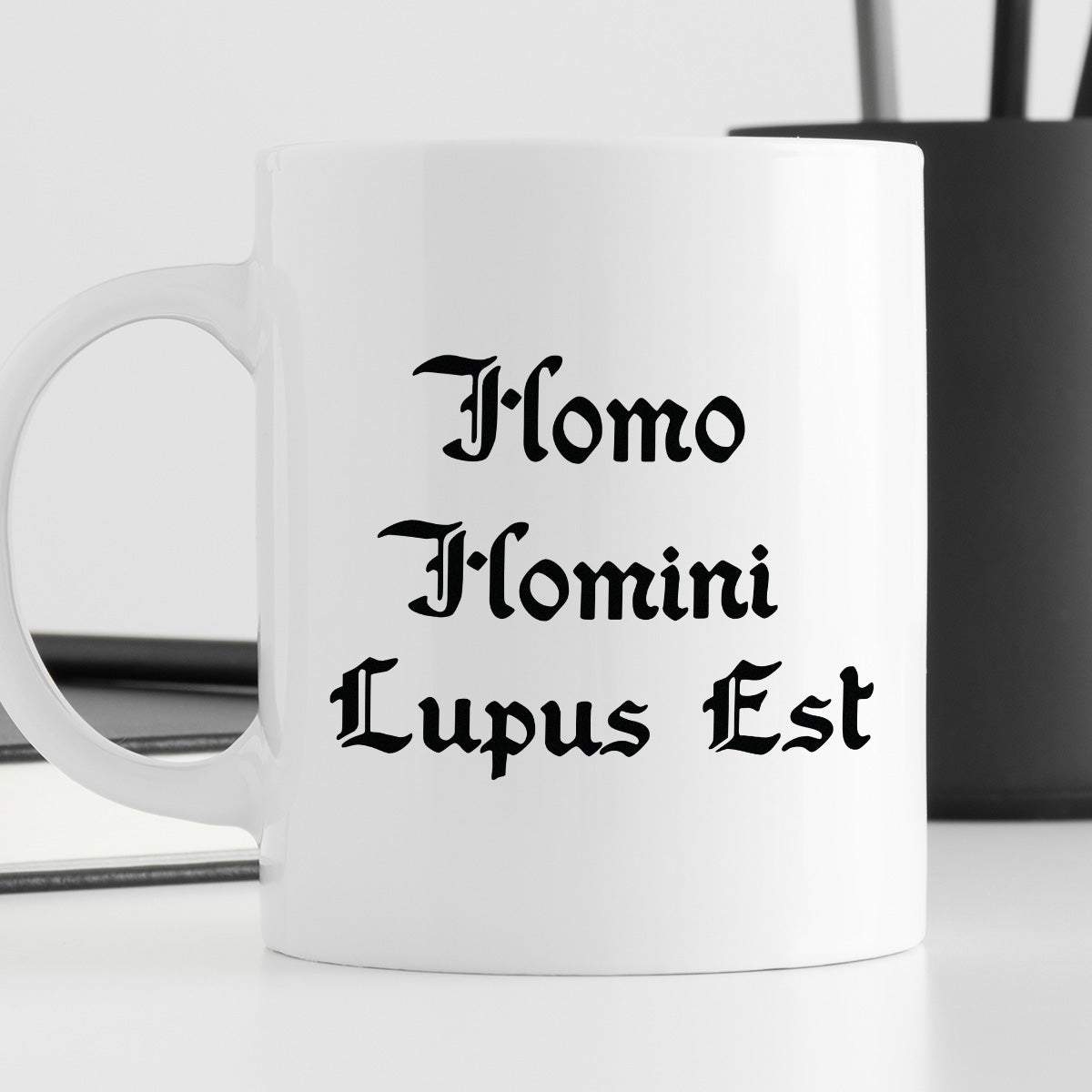 Kubek z nadrukiem "Homo Homini Lupus Est" 1670/20