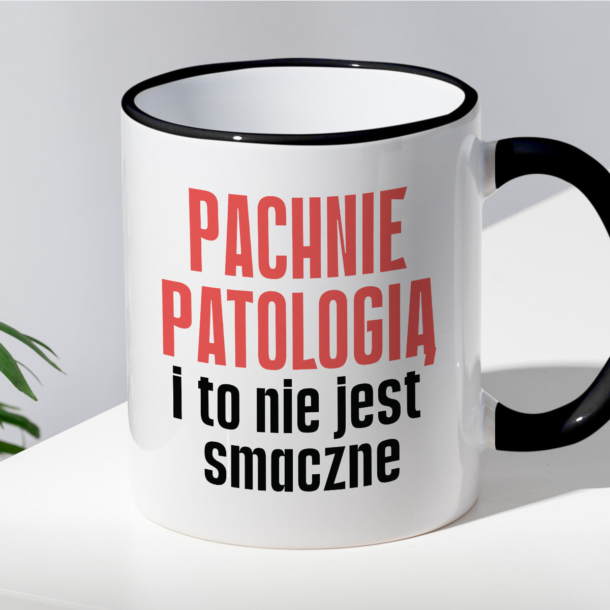 Kubek z nadrukiem "Pachnie patologią i to nie jest smaczne" cytat Magda Gessler