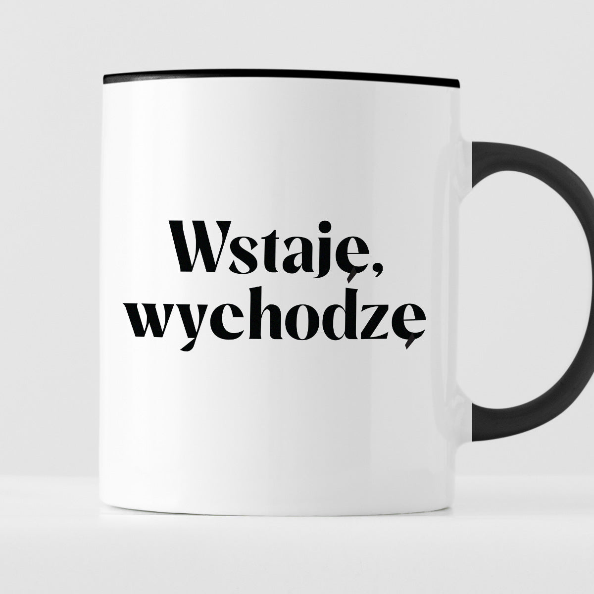 Kubek z nadrukiem "Wstaje, wychodzę" 330 ml