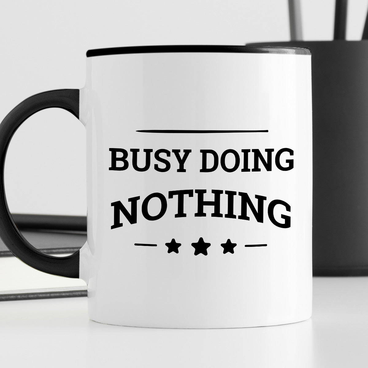 Kubek z nadrukiem "Busy doing nothing"